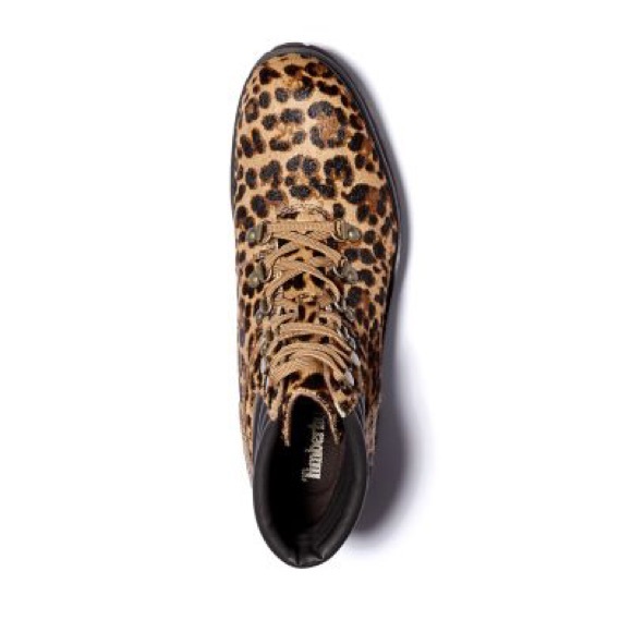 TIMBERLAND WOMEN'S LONDON SQUARE LACE-UP BOOTS - Picture 6 of 9